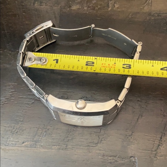 GUESS Stainless Steel Watch Unisex. Gorgeous! - Picture 6 of 6